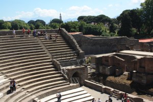POMPEİ TİYATRO