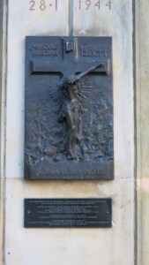 VARŞOVA AYAKLANMASI PLAKETİ