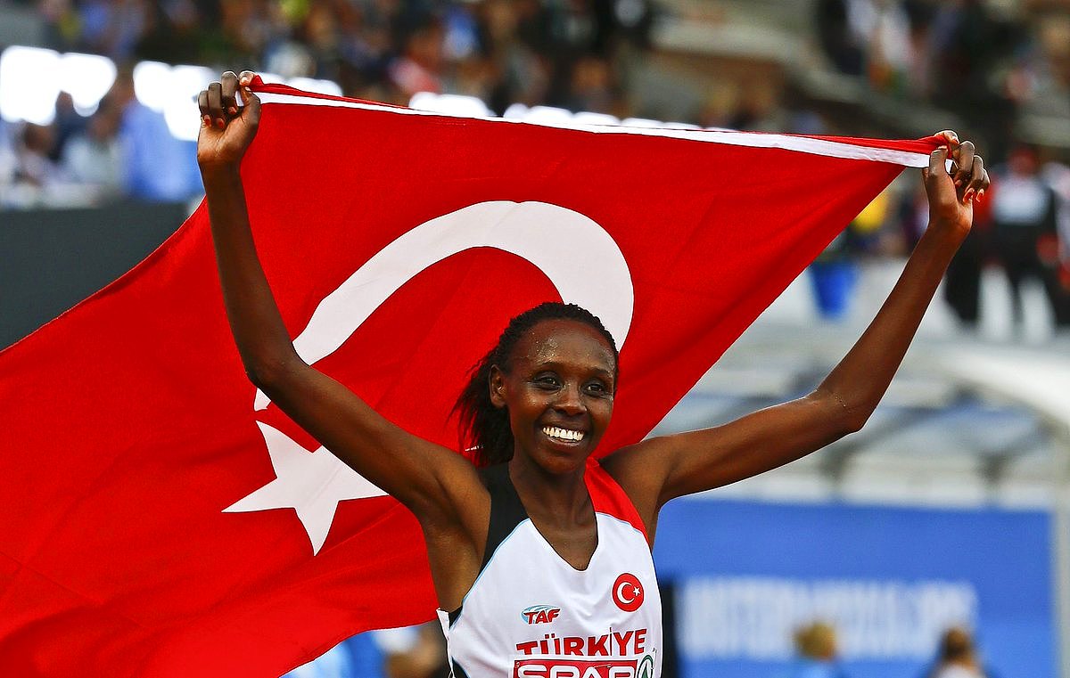 yasemin can